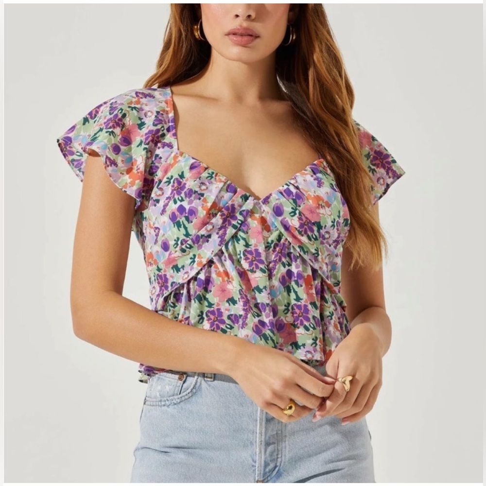 ASTR the Label Pink and Purple Ruched Puff Sleeve Blouse - Picture 1 of 9